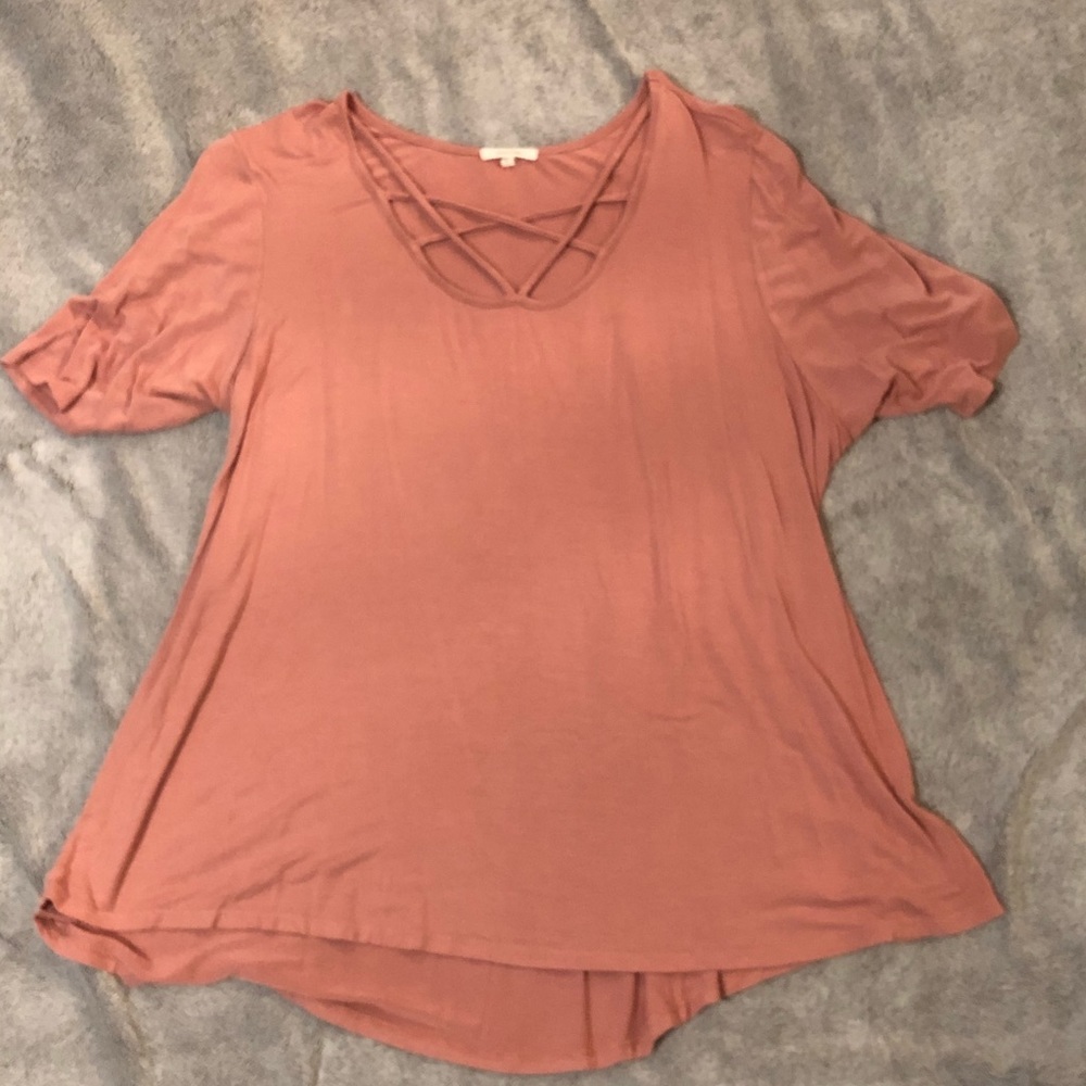 Pink tee with string design